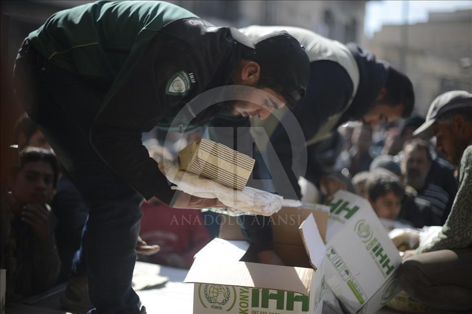 İHH'nın Bab'daki yardım faaliyetleri