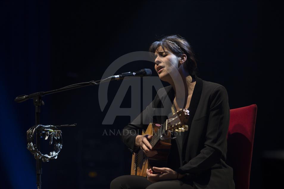 Souad Massi Ankara'da hayranlarıyla buluştu