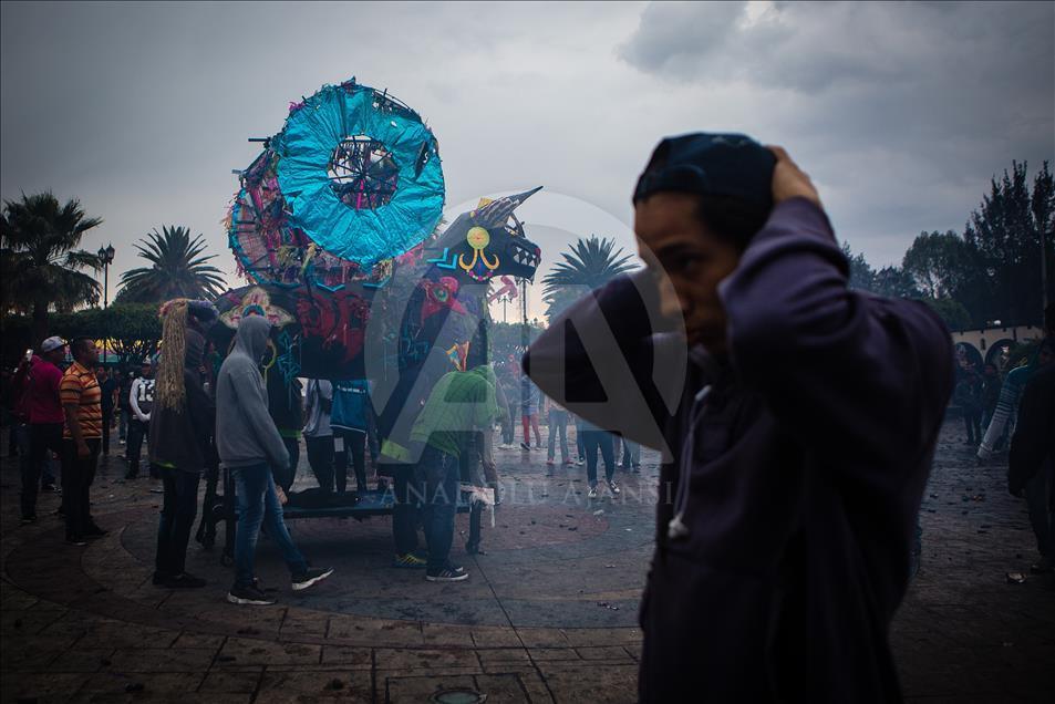 Meksika'da havai fişek festivali