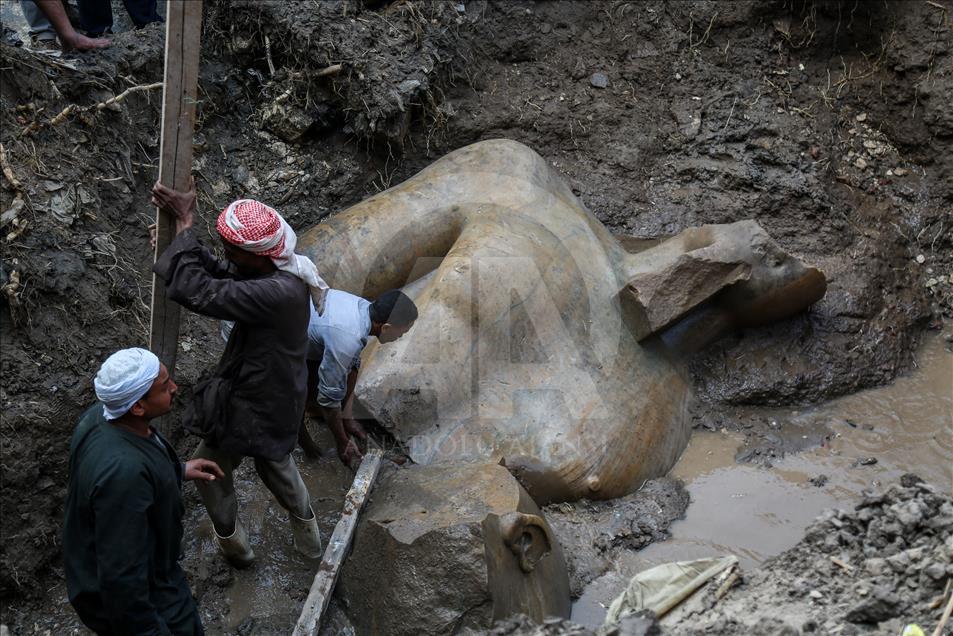 Në Egjipt zbulohen statuja 3.300 vjeçare