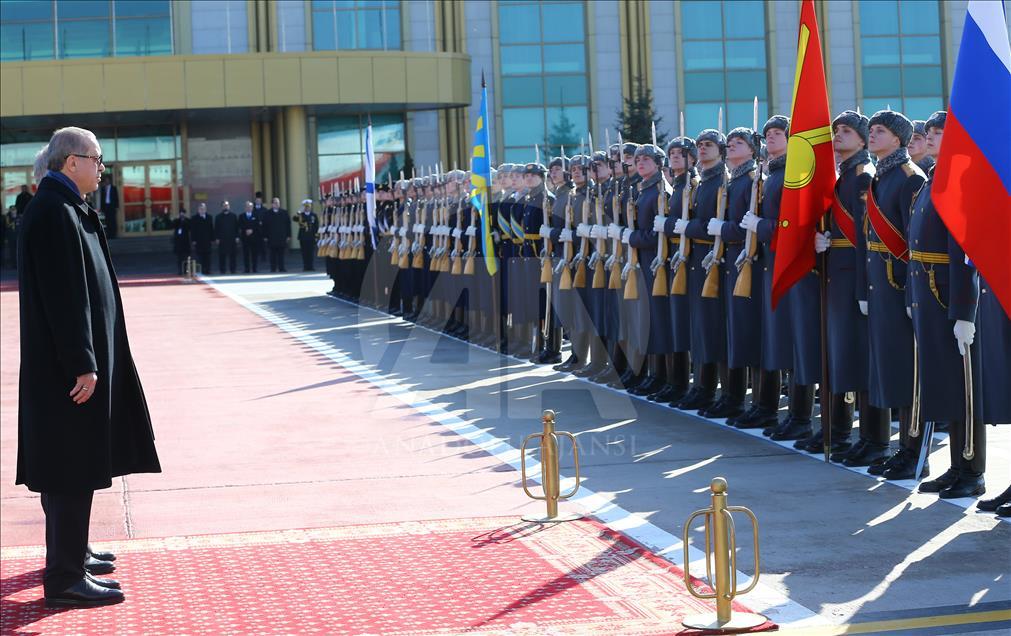 Cumhurbaşkanı Erdoğan Moskova'ya geldi
