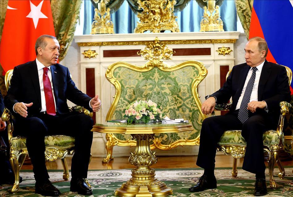 Erdoğan-Putin görüşmesi başladı
