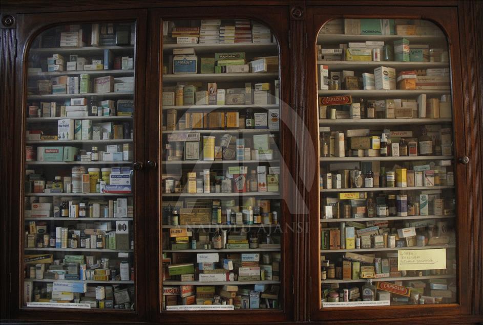 "Müze dükkan"da yarım asırdır şifa dağıtıyor