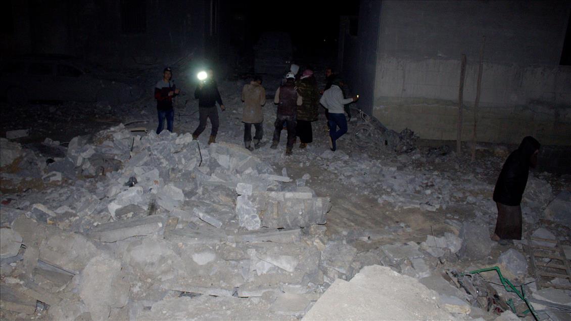 Число жертв авиаудара по мечети на западе Алеппо достигло 58
