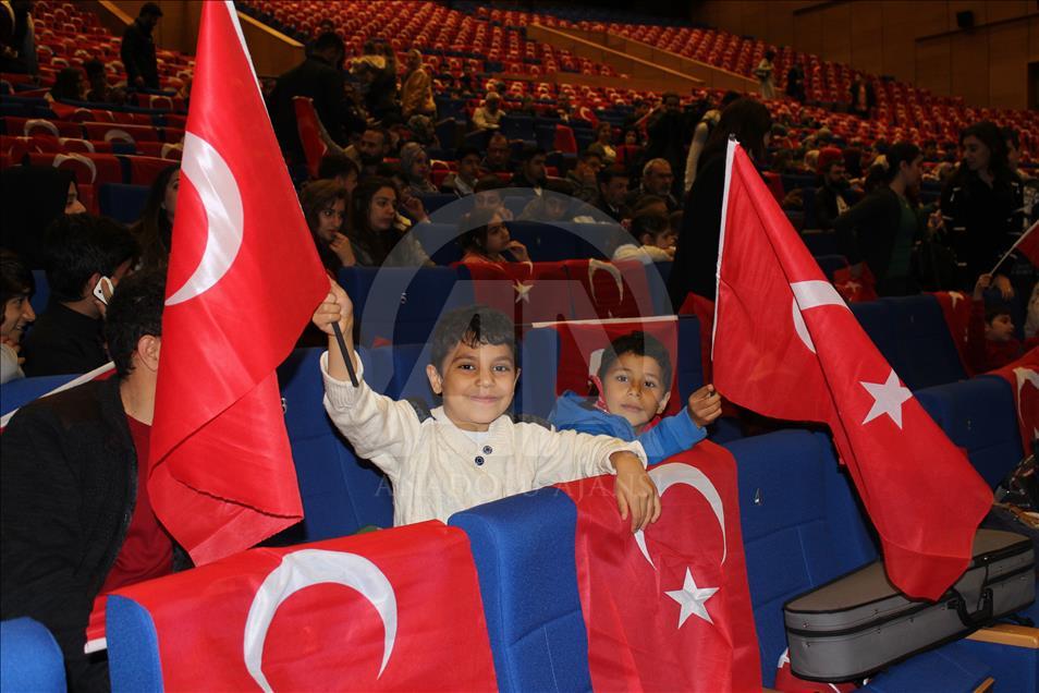 "15 Temmuz Engelsiz Kahramanlar Tiyatrosu" sahnelendi