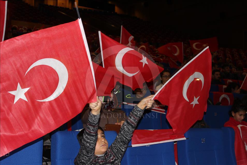 "15 Temmuz Engelsiz Kahramanlar Tiyatrosu" sahnelendi