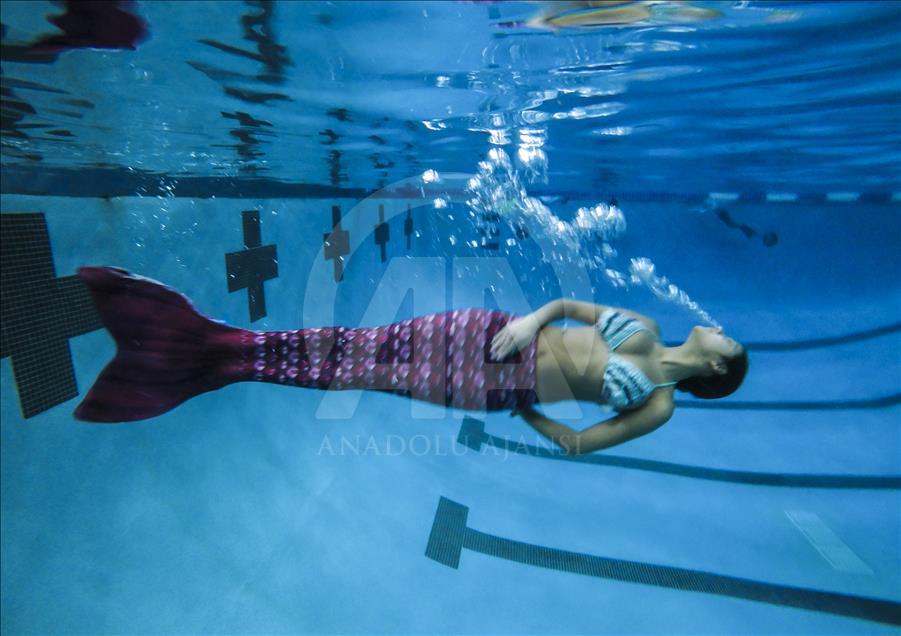Škole za sirene sve popularnije u SAD-u i Kanadi: Plivati poput sirene je teško, ali i zabavno 