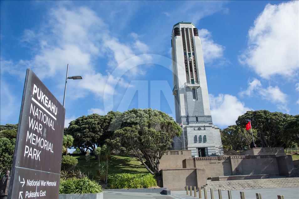 Yeni Zelanda’nın Pukeahu Ulusal Savaş Anıtı Parkı'nda Türk Anıtı açıldı