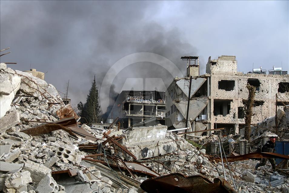 Şam'da muhalifler ile rejim arasındaki çatışmalar sürüyor