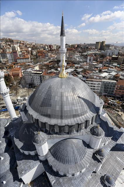 Ulus İtfaiye Meydanı Camisi için geri sayım başladı