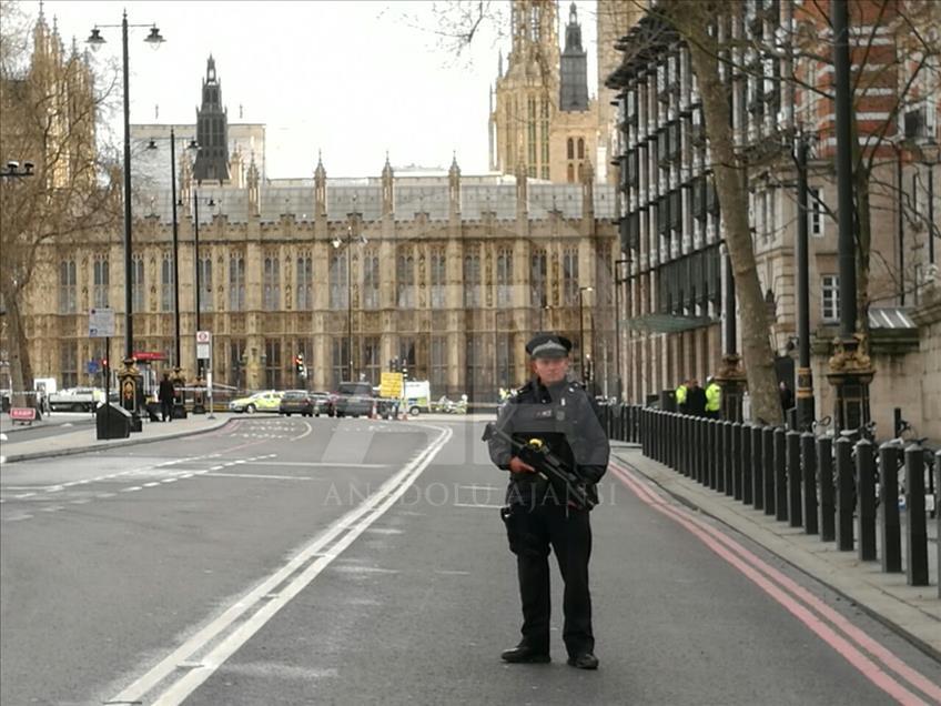 Pucnjava ispred britanskog parlamenta