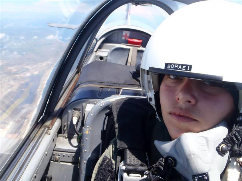 All doors opened to me: 1st Latin woman military pilot