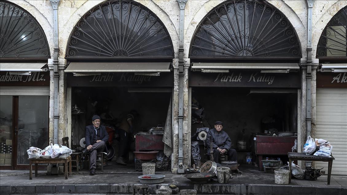 Kalay ustalarının "siftah" jesti