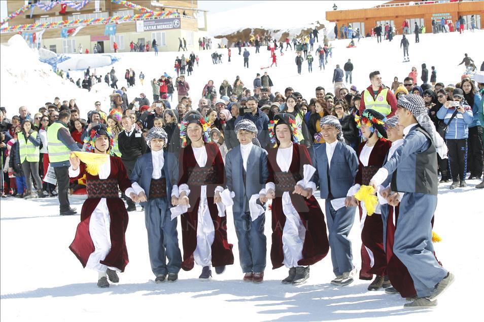 فستیوال برف در حکاری ترکیه