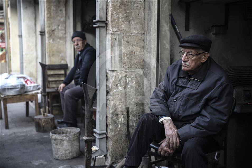 Kalay ustalarının "siftah" jesti