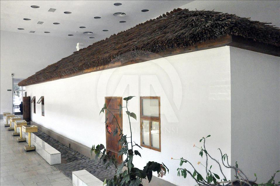 General Frunze'nin evi müzede korunuyor