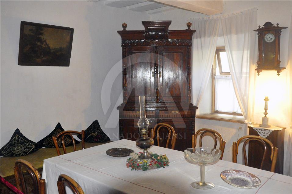 General Frunze'nin evi müzede korunuyor