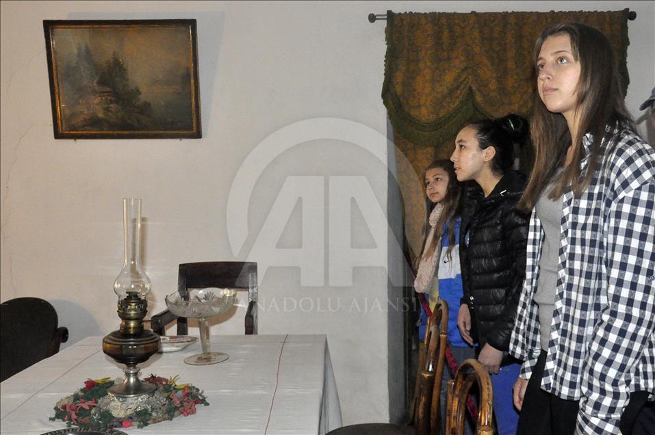 General Frunze'nin evi müzede korunuyor