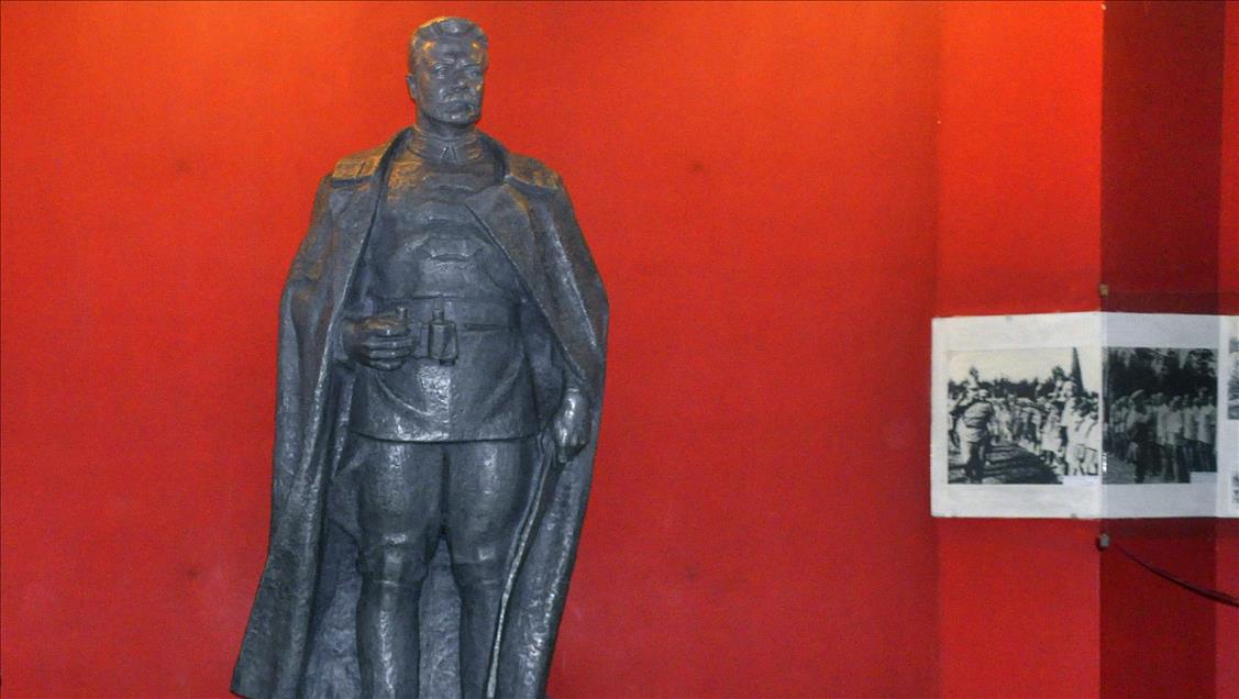 General Frunze'nin evi müzede korunuyor