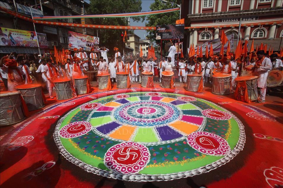 Hindistan'da Gudi Padwa Festivali