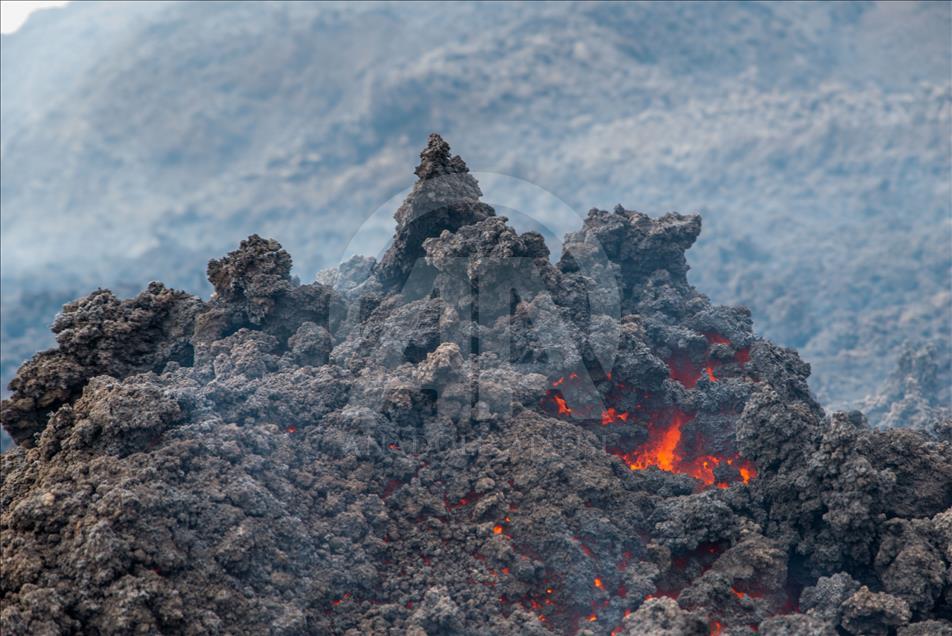 Etna Yanardağı'nda volkanik aktivite