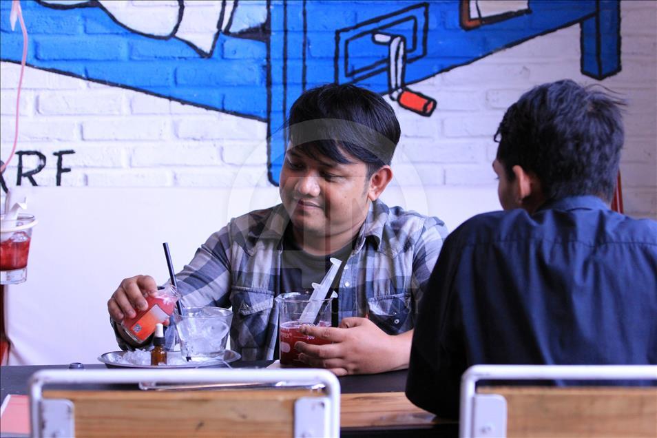 Hastane temalı restoran ilgi çekiyor
