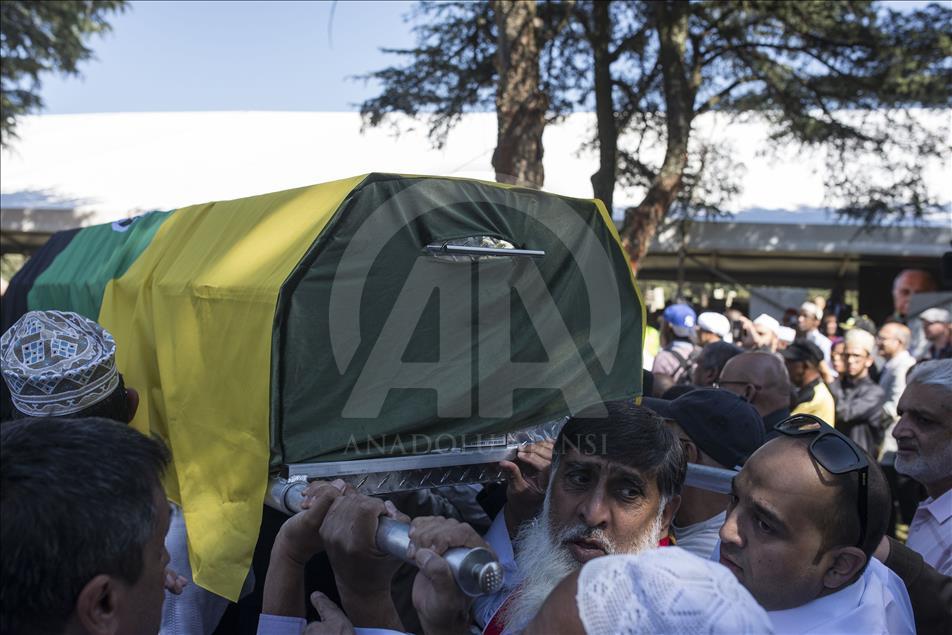 Güney Afrika'nın simge isimlerinden Kathrada'nın cenazesi