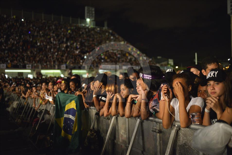 Justin Bieber performs in Rio De Janerio