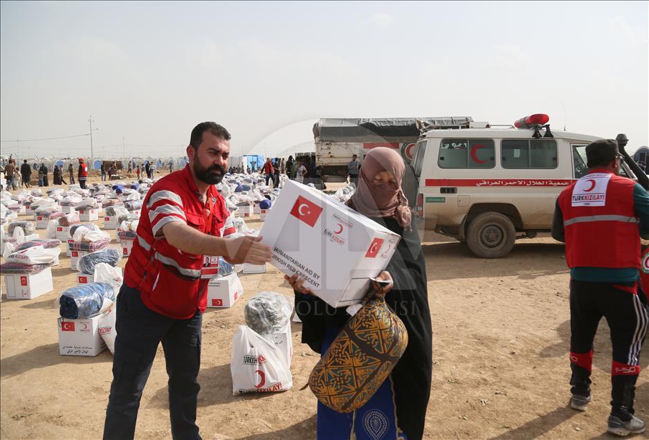 حمایت هلال احمر ترکیه از آوارگان در موصل
