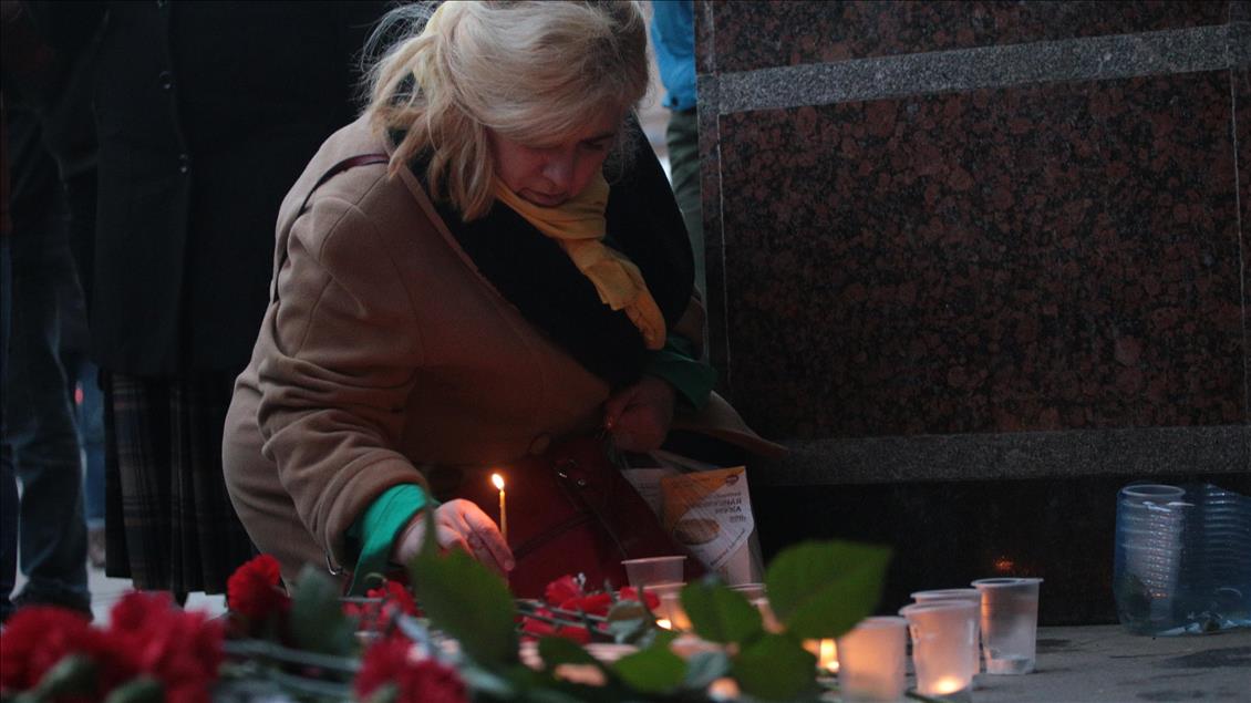 Explosion at a subway station in St Petersburg