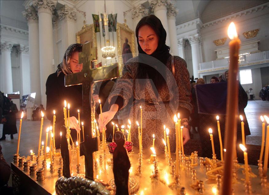 Memorial service in Saint-Petersburg of a blast in metro victims