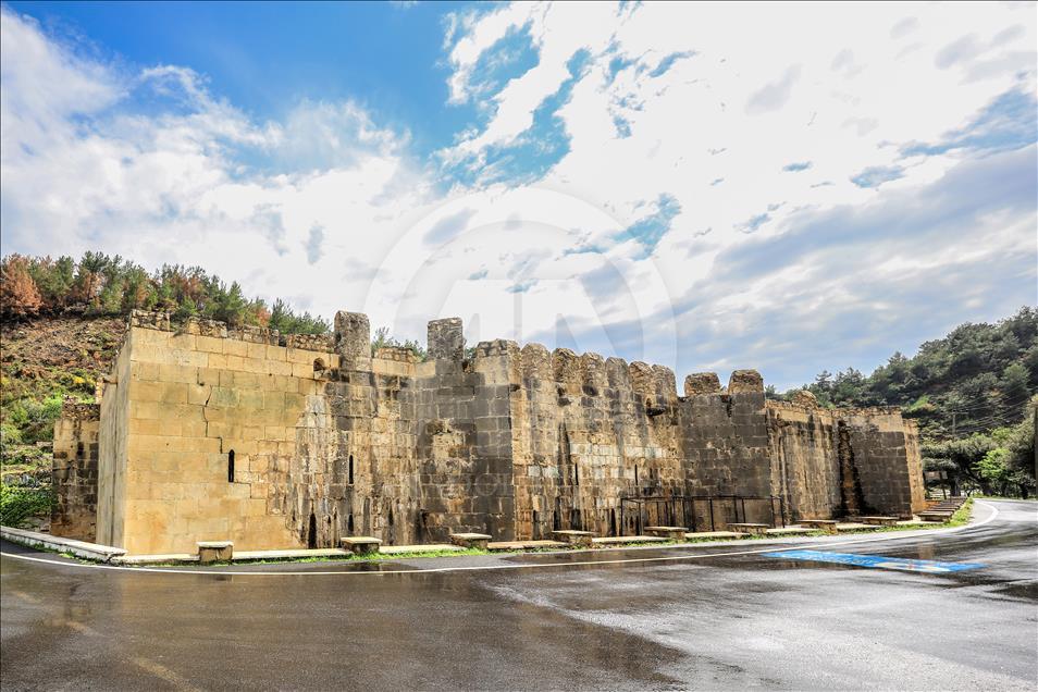 Kervanların uğrak yeri Alarahan artık turistleri ağırlıyor