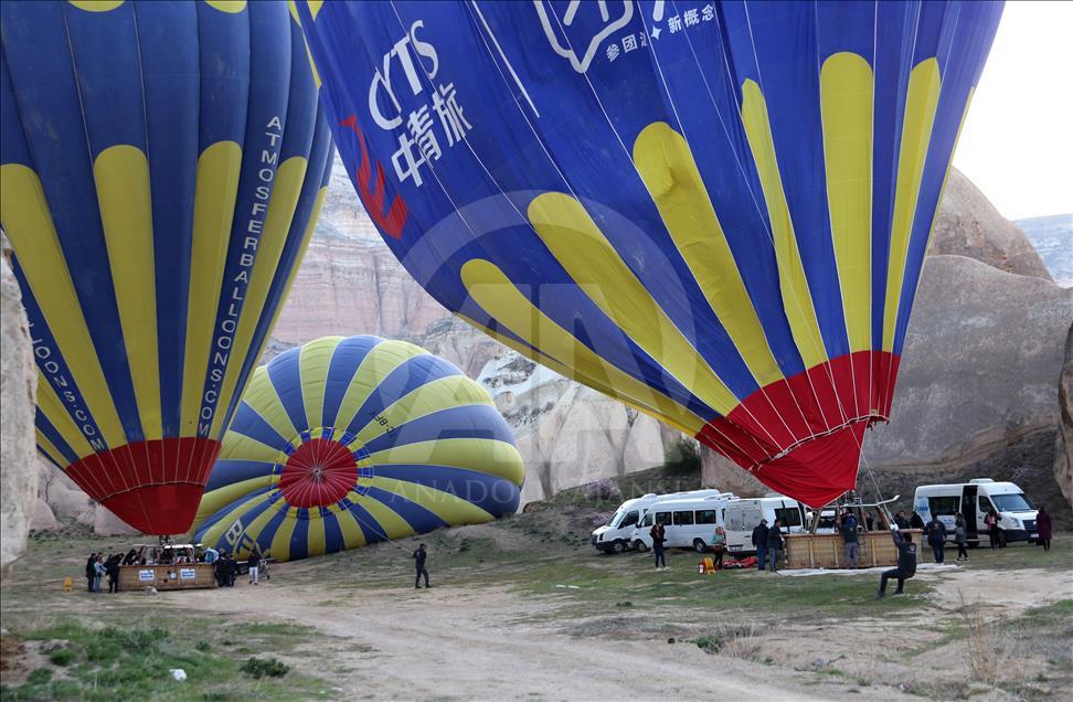 Kapadokya'da sıcak hava balon turları yeniden başladı