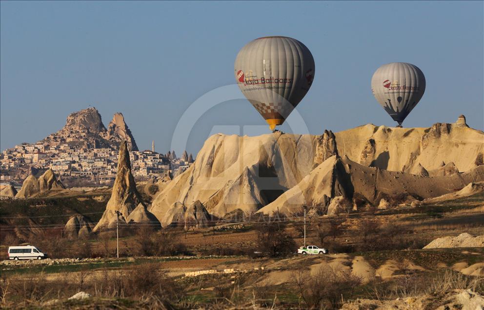 Kapadokya'da sıcak hava balon turları yeniden başladı