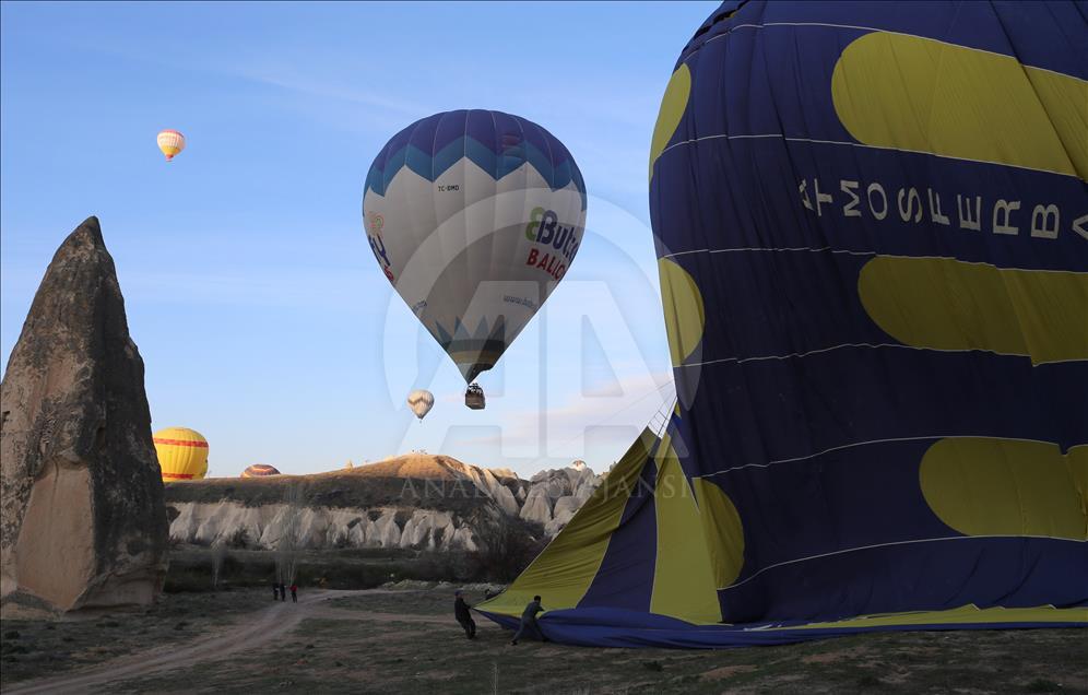 Kapadokya'da sıcak hava balon turları yeniden başladı