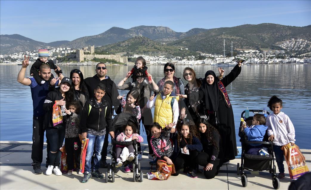 Bodrum'dan Yunanistan'a katamaran feribot seferleri başladı