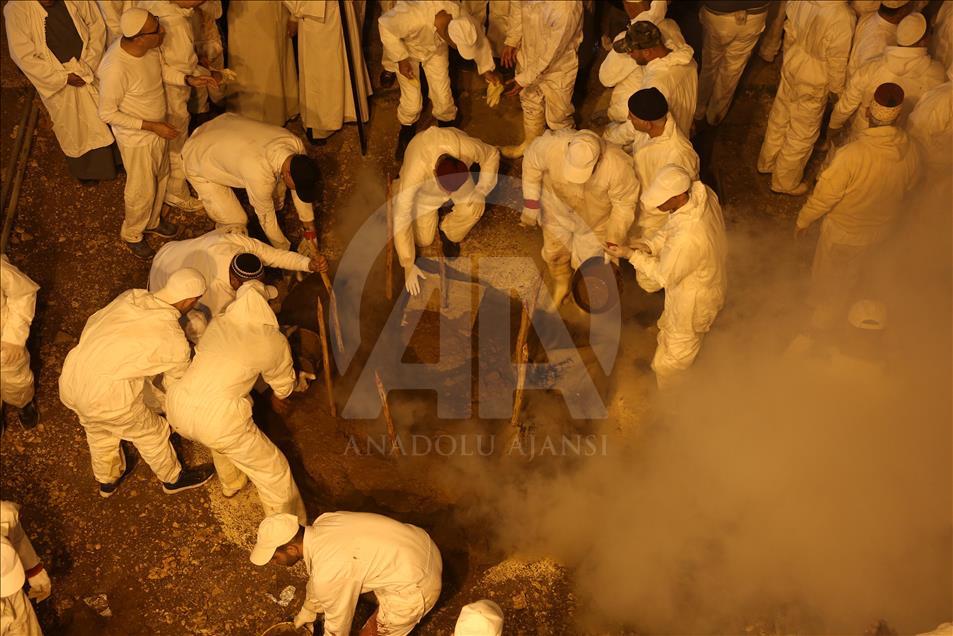 Samiriler Hamursuz Bayramı'nı kutladı