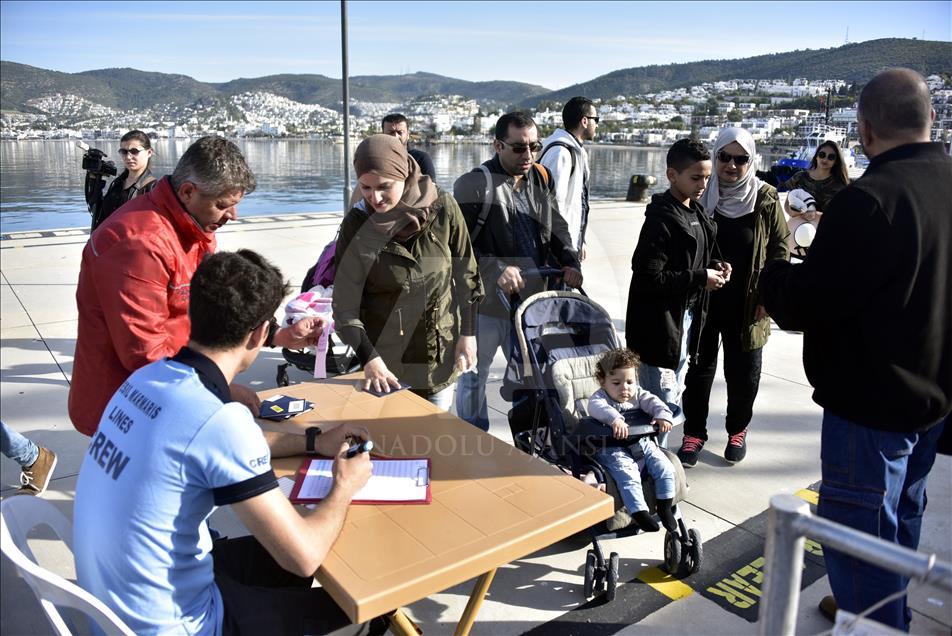 Bodrum'dan Yunanistan'a katamaran feribot seferleri başladı