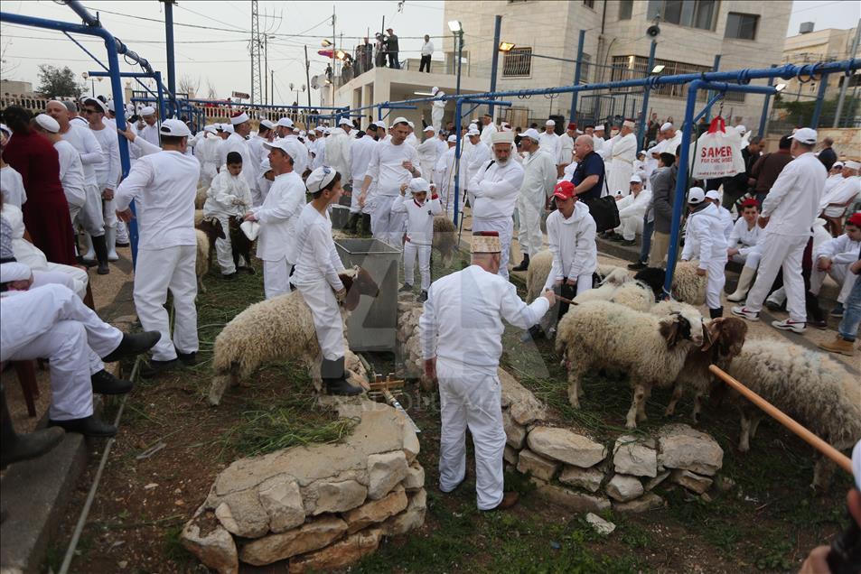 Samaritans celebrate Passover