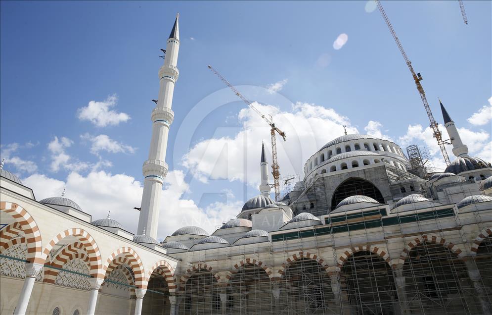 Istanbul: Krajem godine otvorenje najveće džamije u Turskoj  