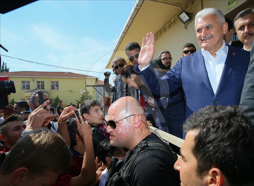 Başbakan Binali Yıldırım oy kullandı