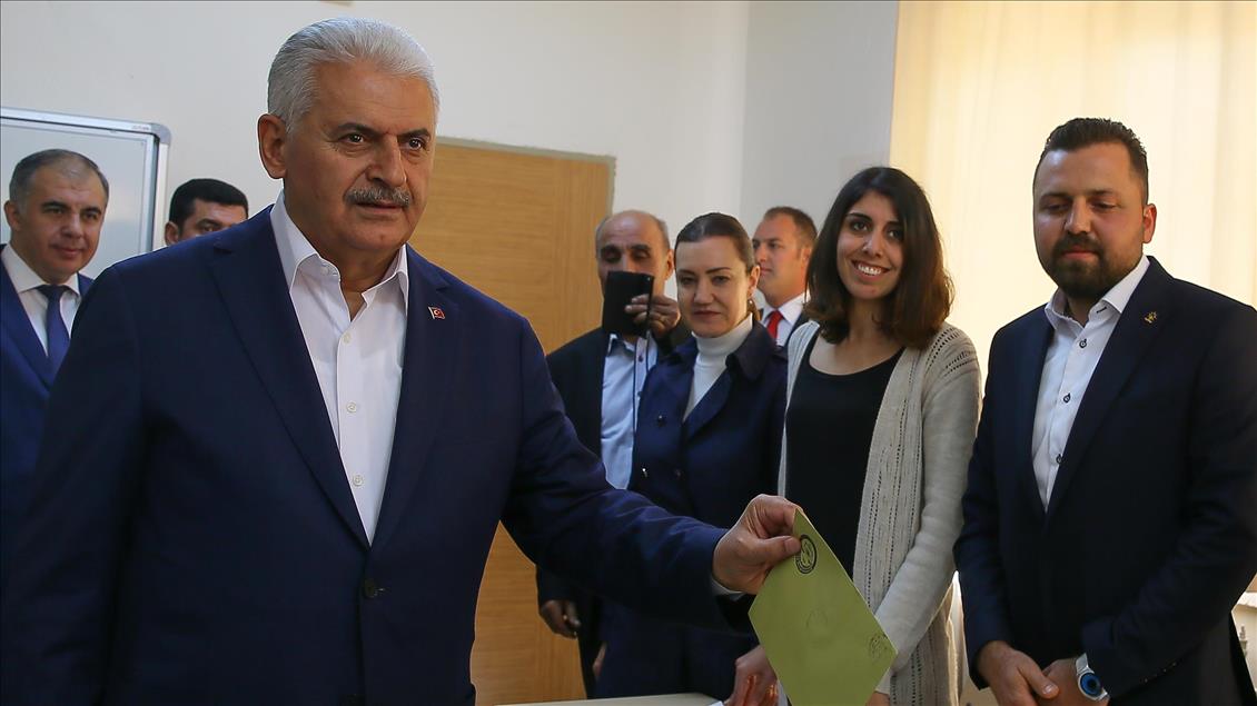 Başbakan Binali Yıldırım oy kullandı