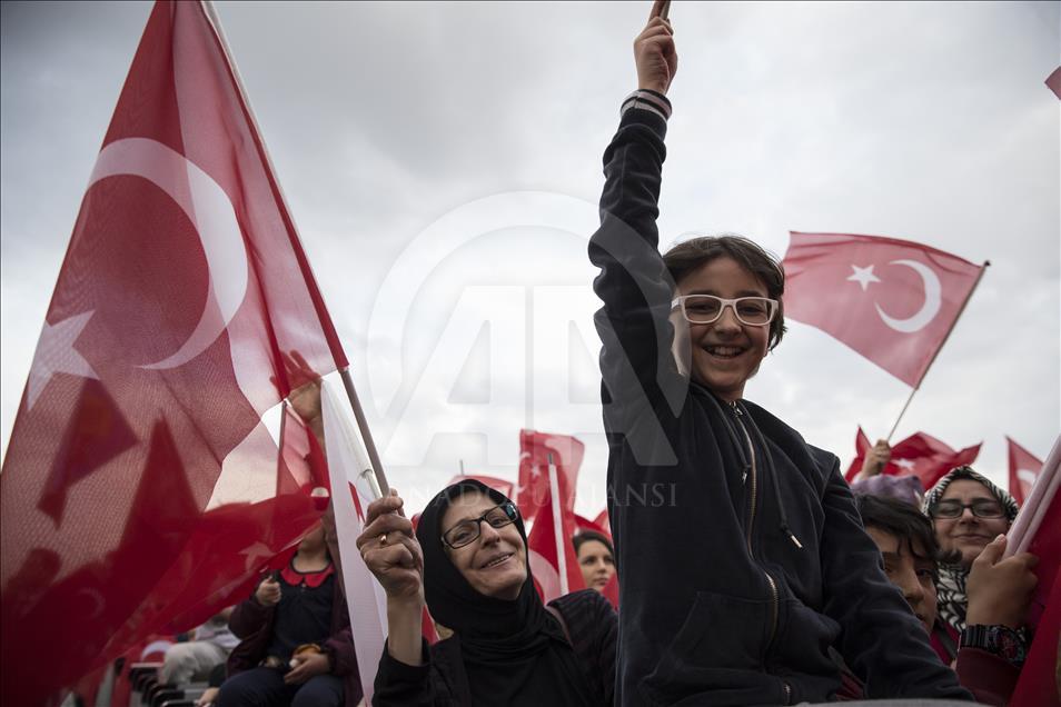 Erdoğan, Cumhurbaşkanlığı Külliyesi'nde vatandaşlara hitap etti