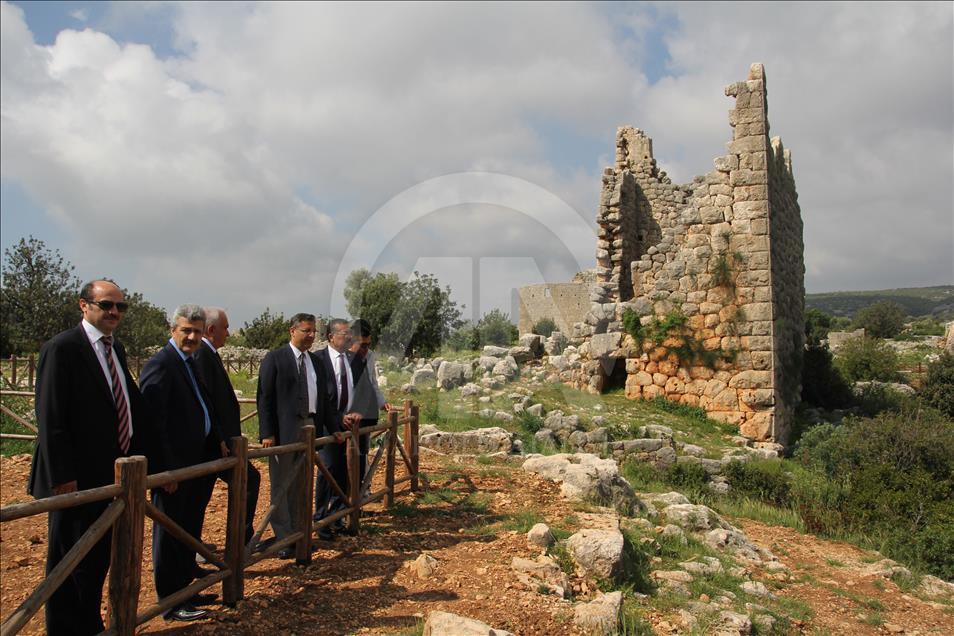 Mersin'de Turizm Haftası nedeniyle tören düzenlendi