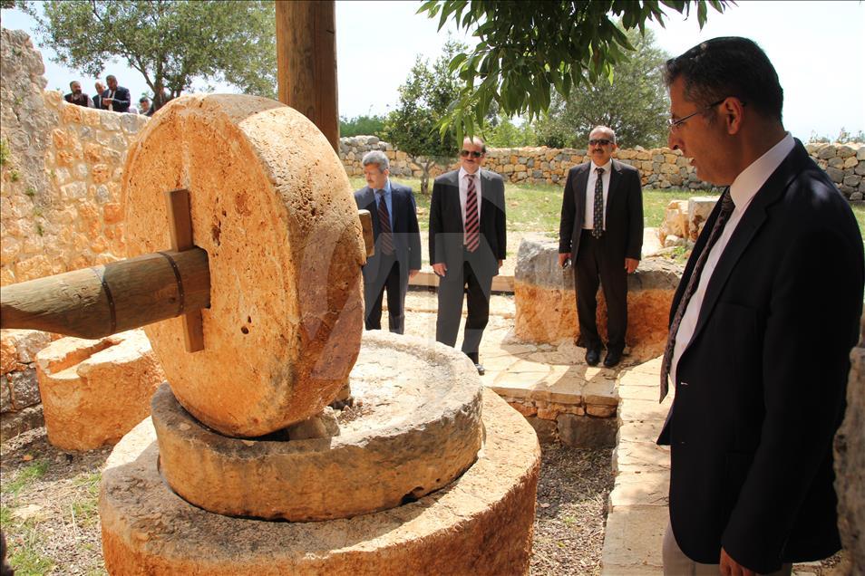 Mersin'de Turizm Haftası nedeniyle tören düzenlendi