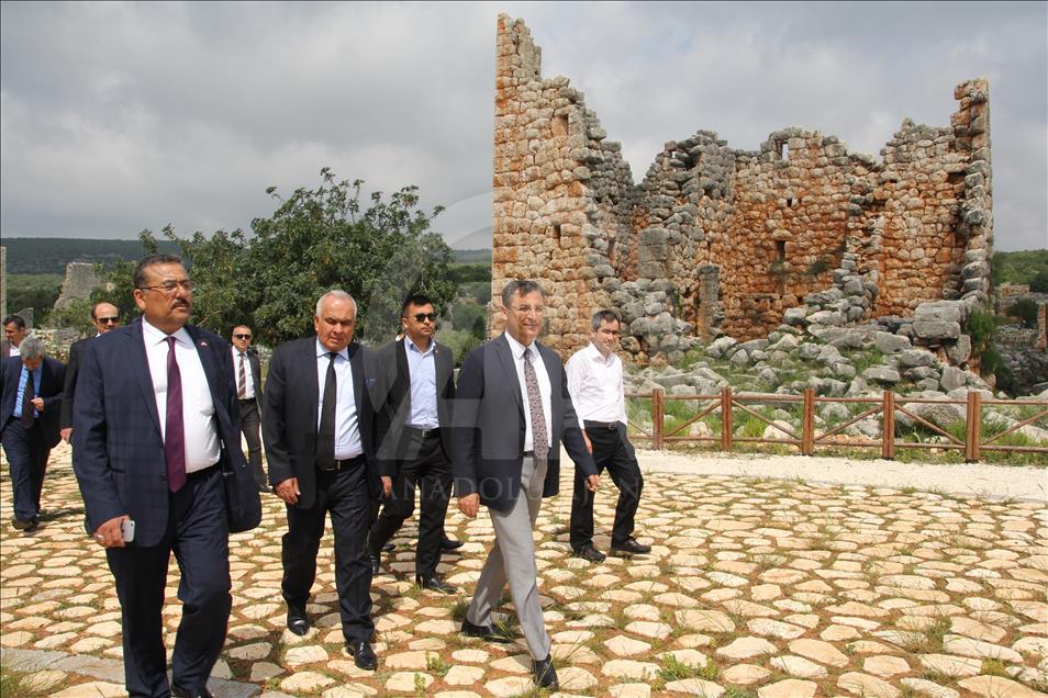 Mersin'de Turizm Haftası nedeniyle tören düzenlendi