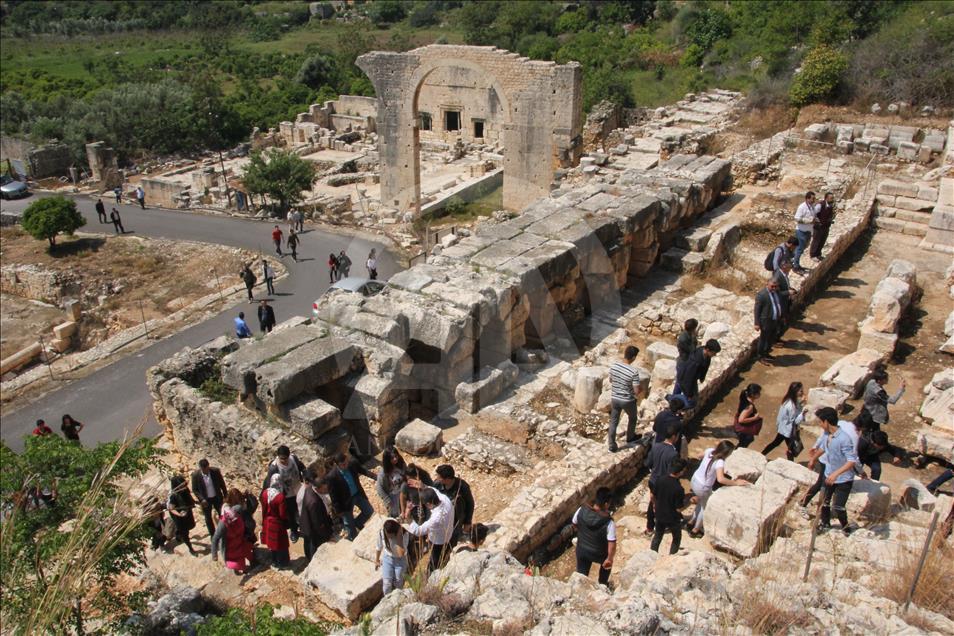 Mersin'de Turizm Haftası nedeniyle tören düzenlendi