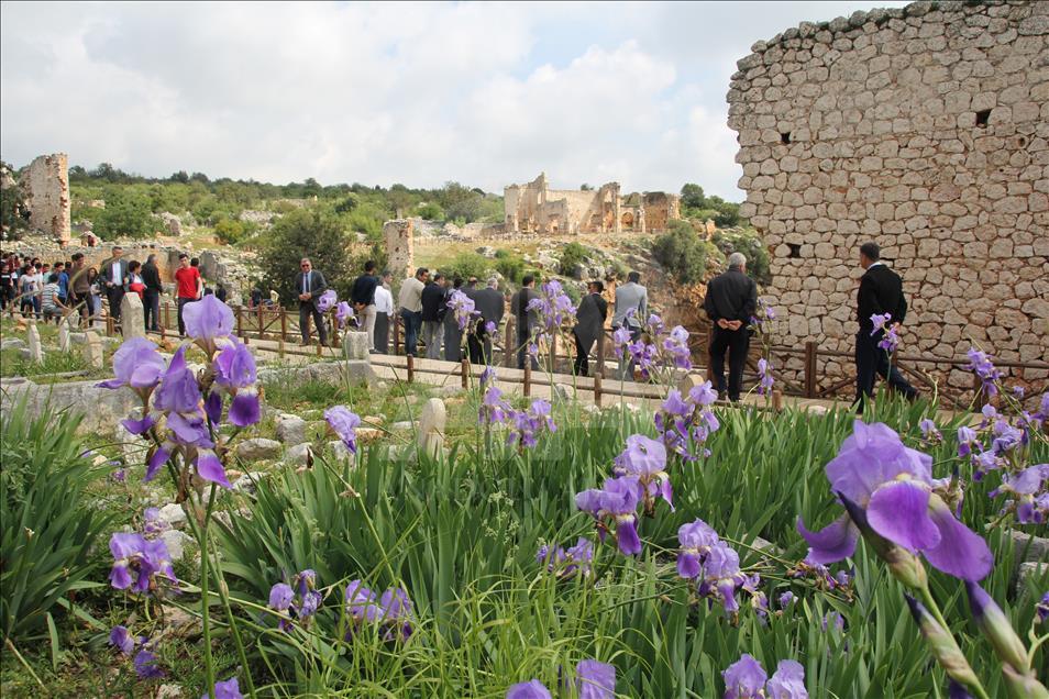 Mersin'de Turizm Haftası nedeniyle tören düzenlendi