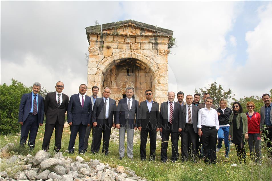 Mersin'de Turizm Haftası nedeniyle tören düzenlendi