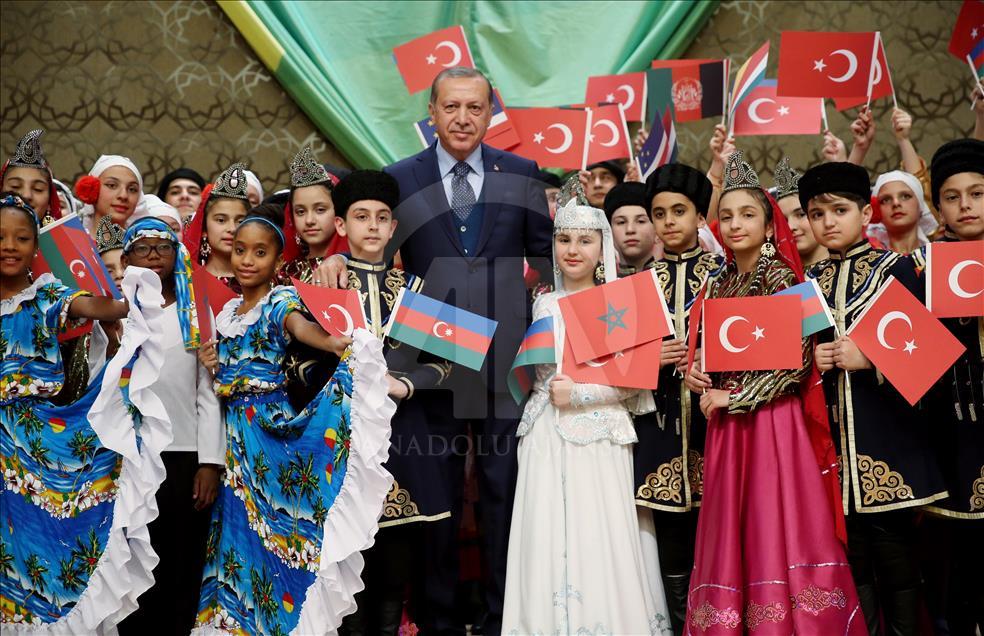Cumhurbaşkanı Erdoğan, çocukları kabul etti